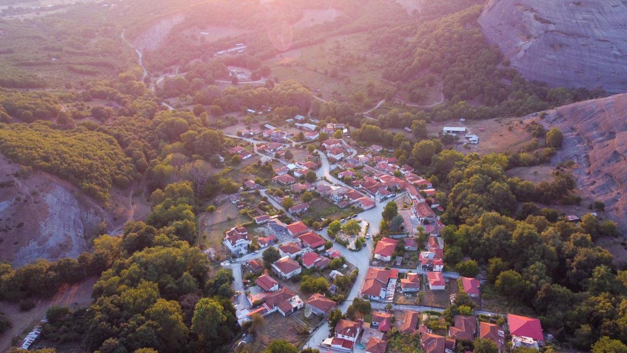 Arados Family Residence Калампака Екстериор снимка